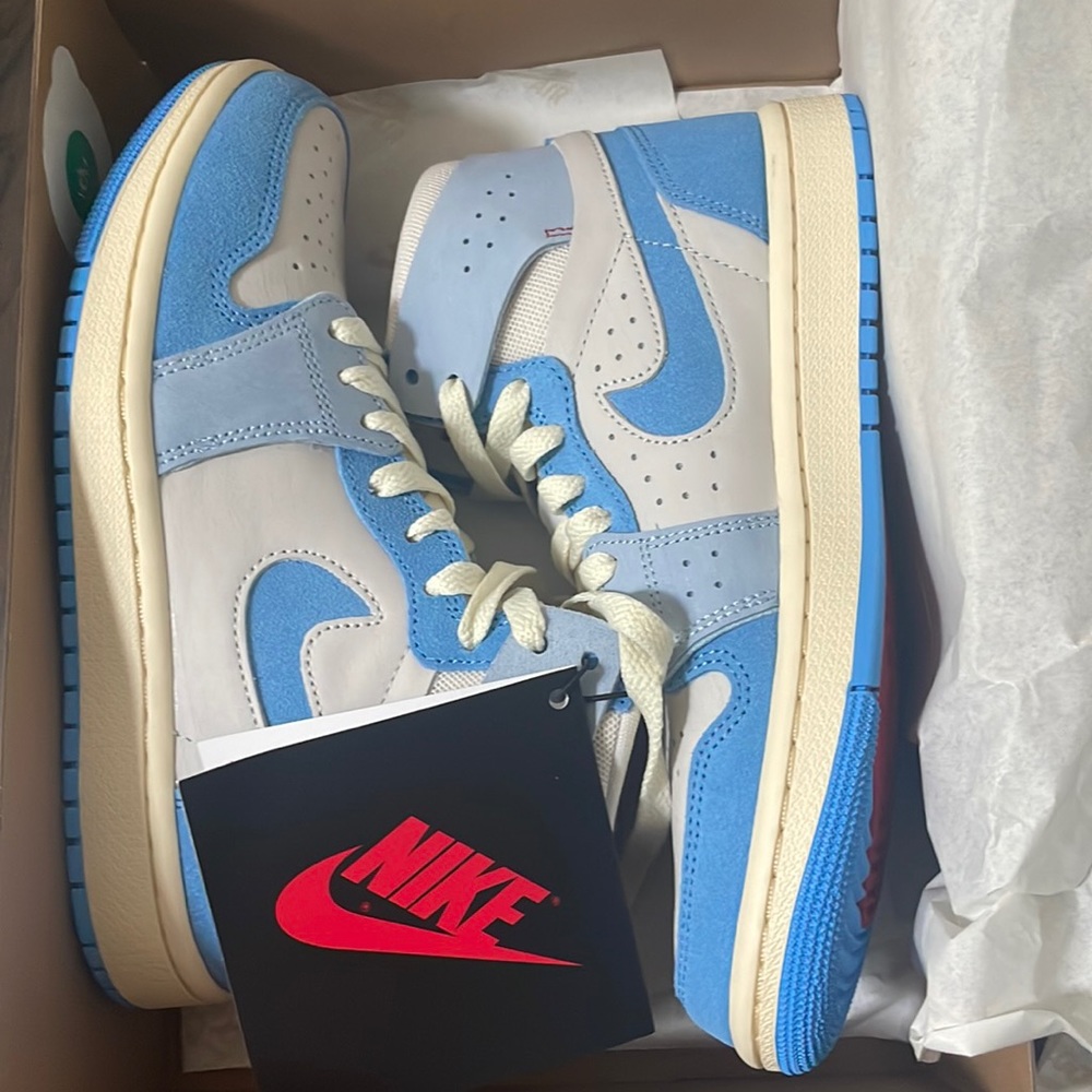 Women’s 6 Jordan’s